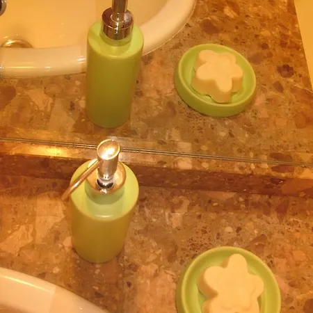 Airport * ליסבון